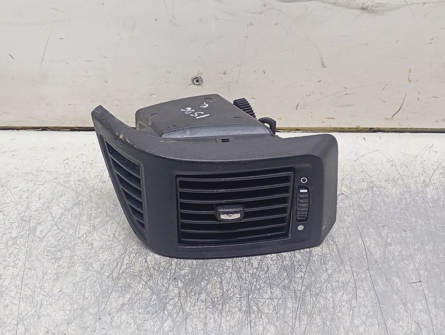 Grila ventilatie bord LS385800 Peugeot Boxer 2 Typ250 (2nd facelift) (2015 - 2020)