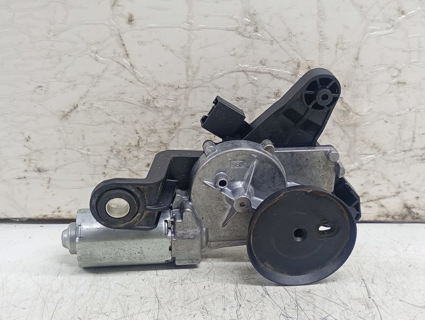 Motoras stergator haion 0390201213 BMW Seria 5 F07/F10/F11 (2009 - 2013)