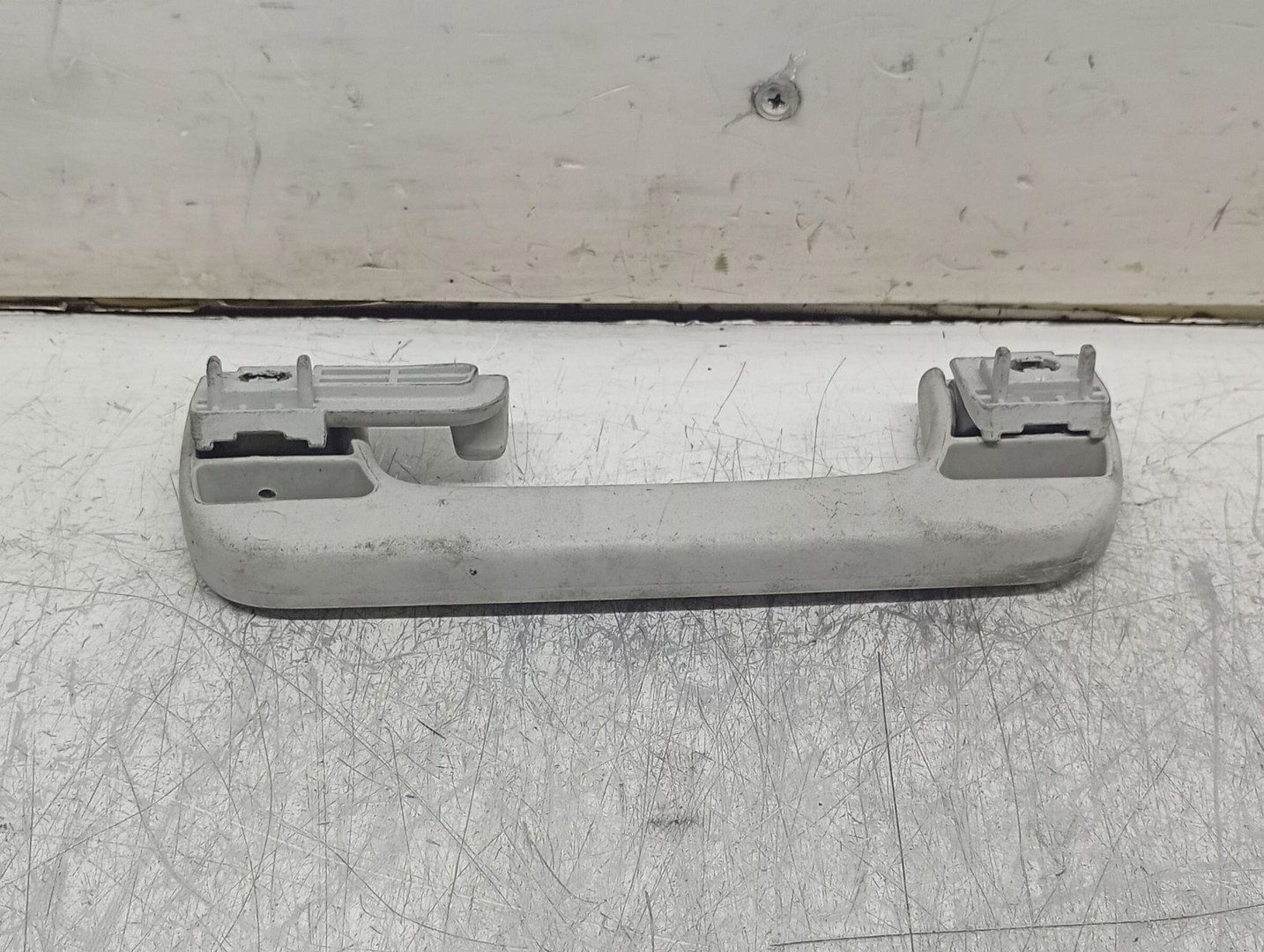 Maner plafon 8Po857607M Audi A6 4F/C6 (2004 - 2008)