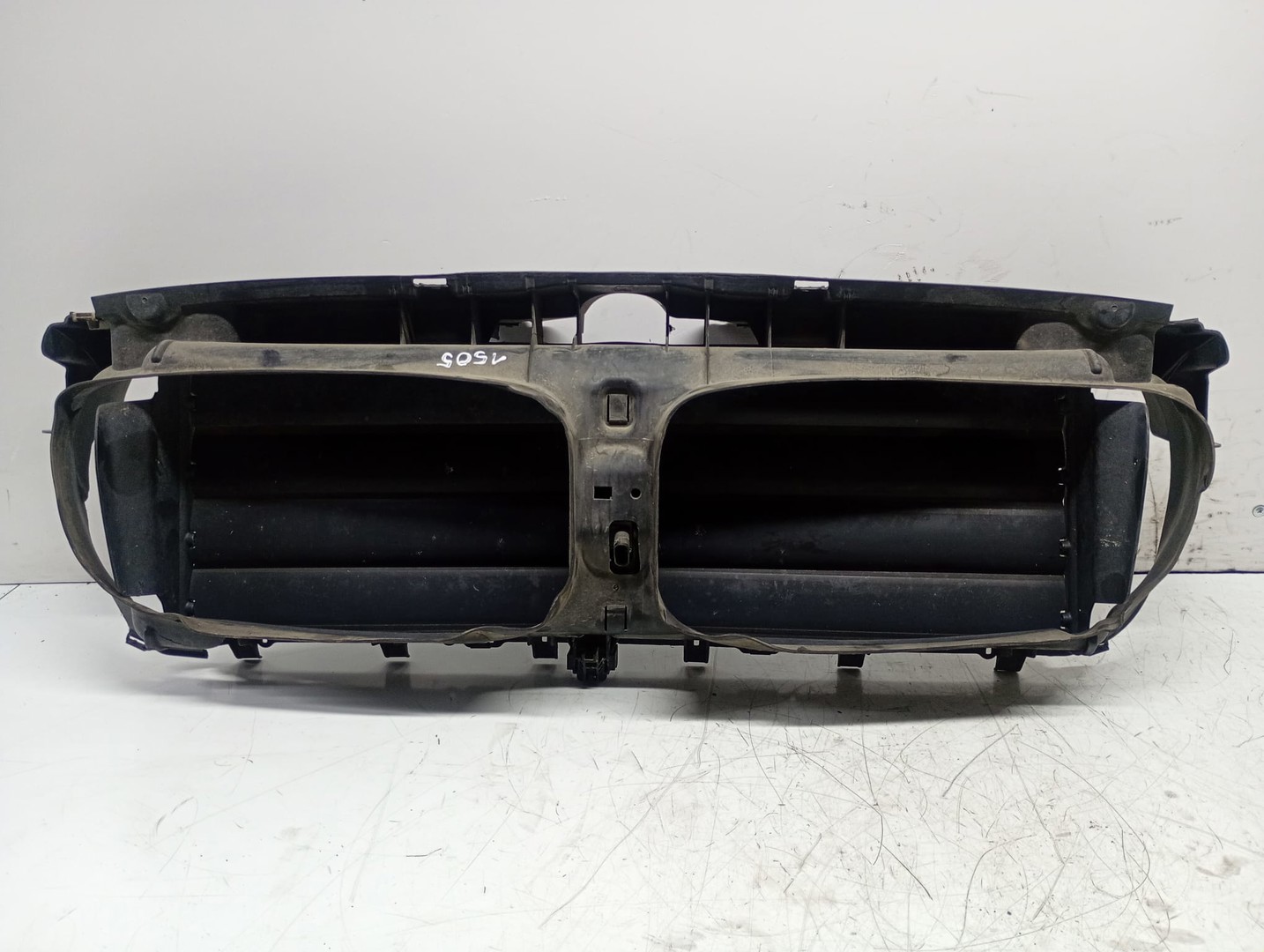 Grila bara fata 720078717 BMW Seria 5 F07/F10/F11 (2009 - 2013)