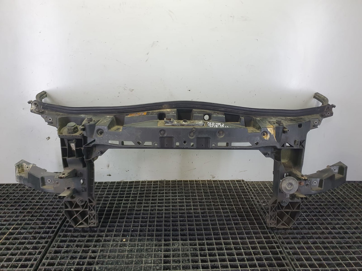 Trager a9078800900 Mercedes Benz Sprinter 907 (2018 - 2025)