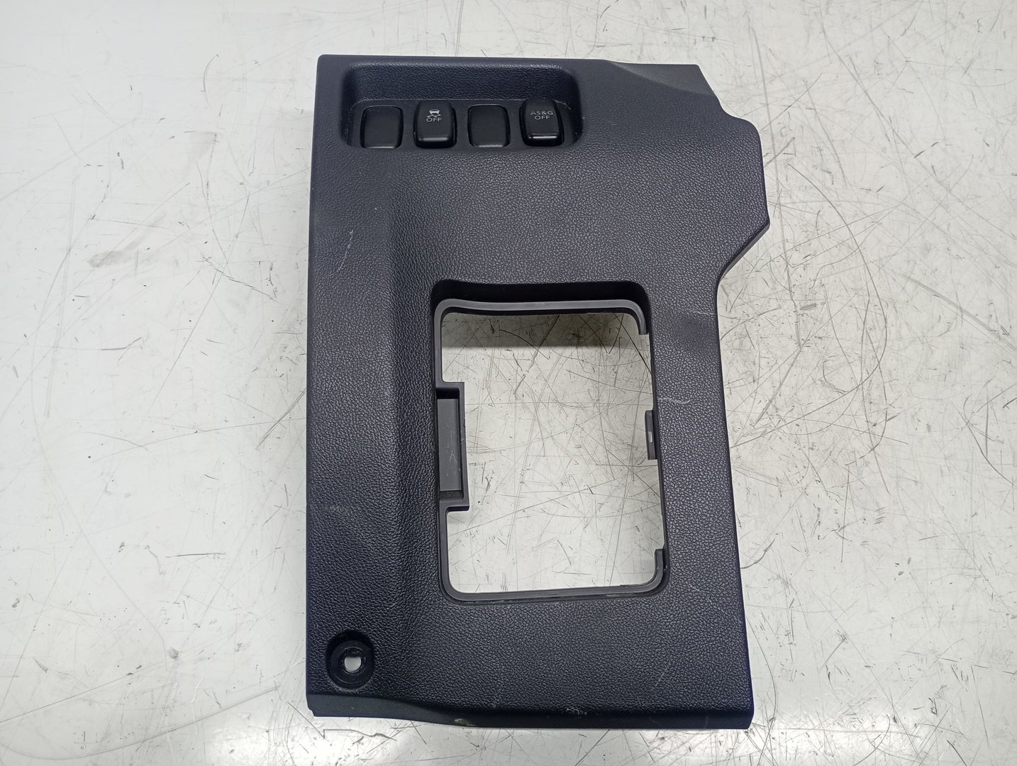 Ornament interior gn29105440 Mitsubishi ASX 1 (2010 - 2012)