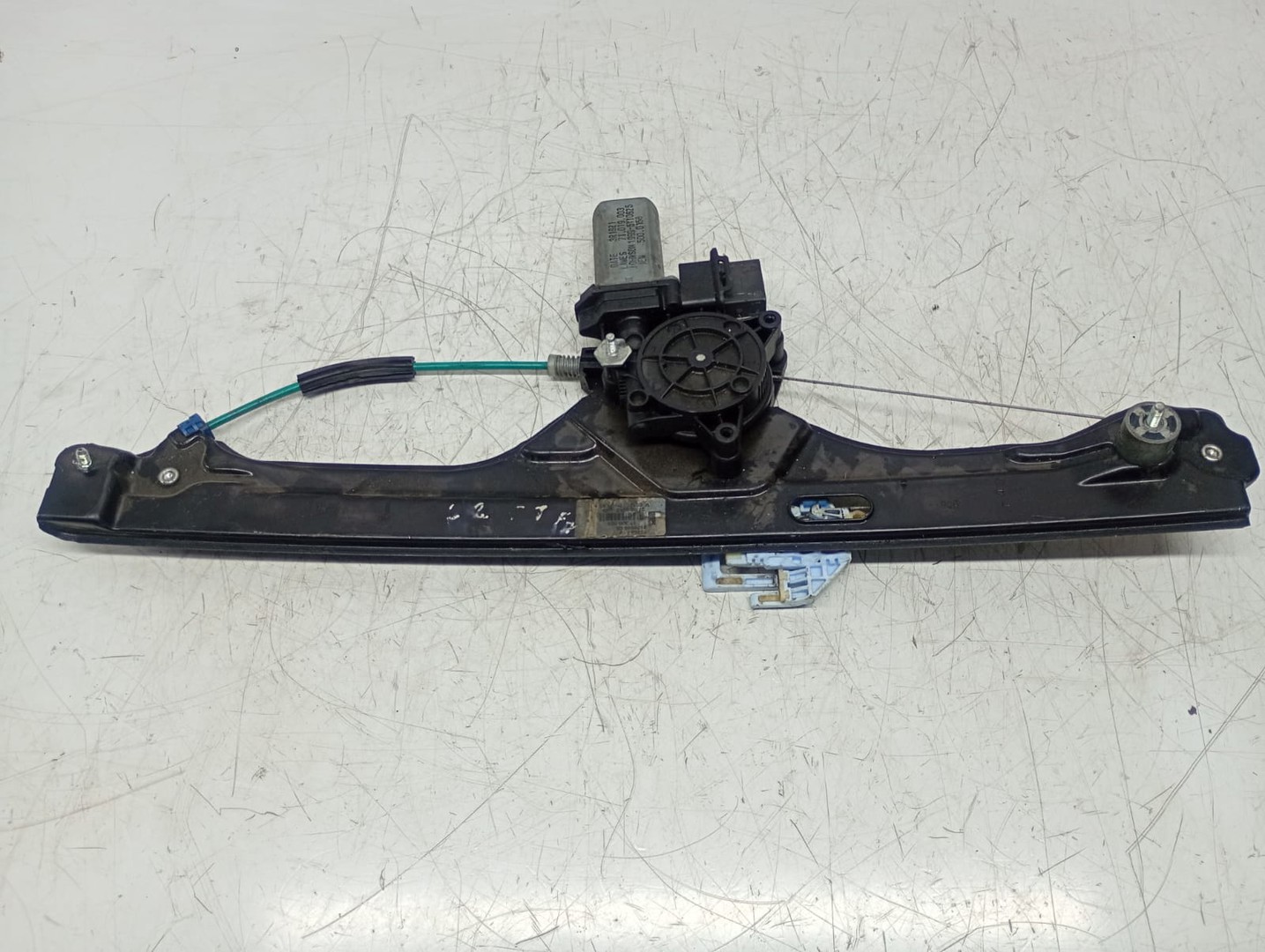 Macara geam stanga fata 2579945 BMW Seria 2 F22/F23 (2013 - 2017)