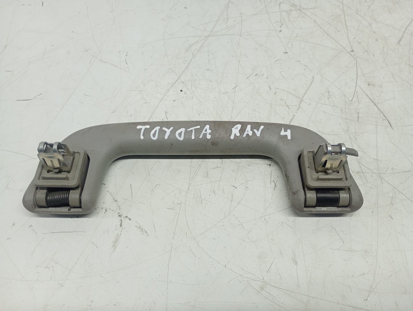 Maner plafon 6746838010 Toyota RAV4 CA20 (facelift) (2003 - 2006)