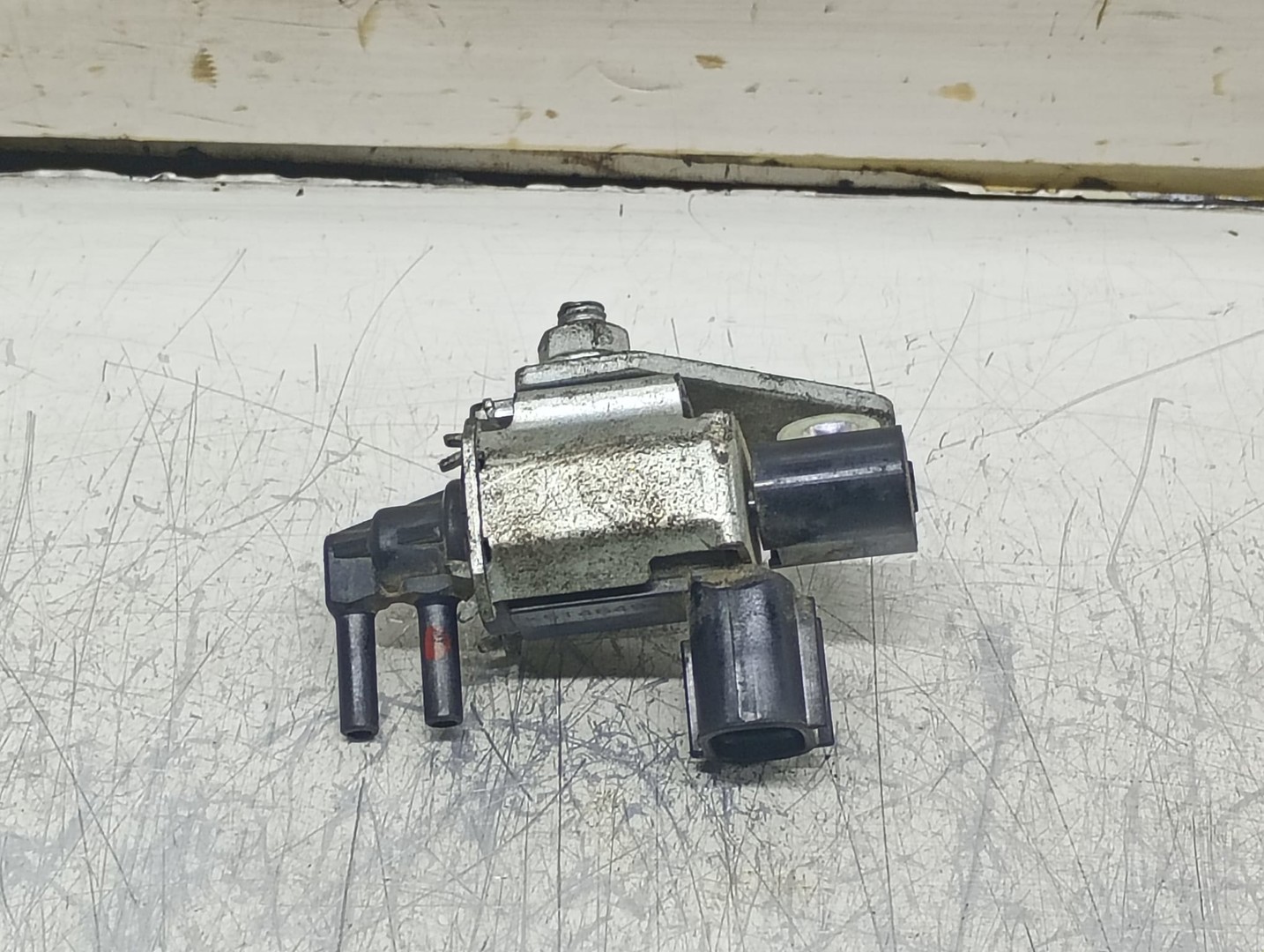 Electrovalva vacuum K5T4649 Mitsubishi ASX 1 (2010 - 2012)