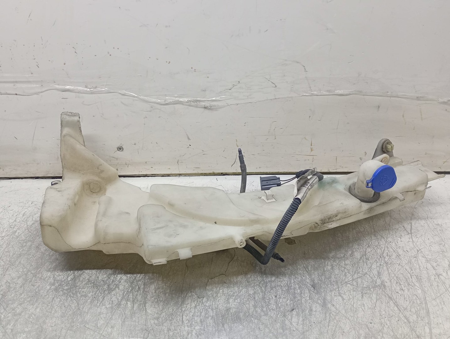 Vas lichid parbriz 4M51-13k63 Ford Focus 2 (facelift) (2008 - 2011)
