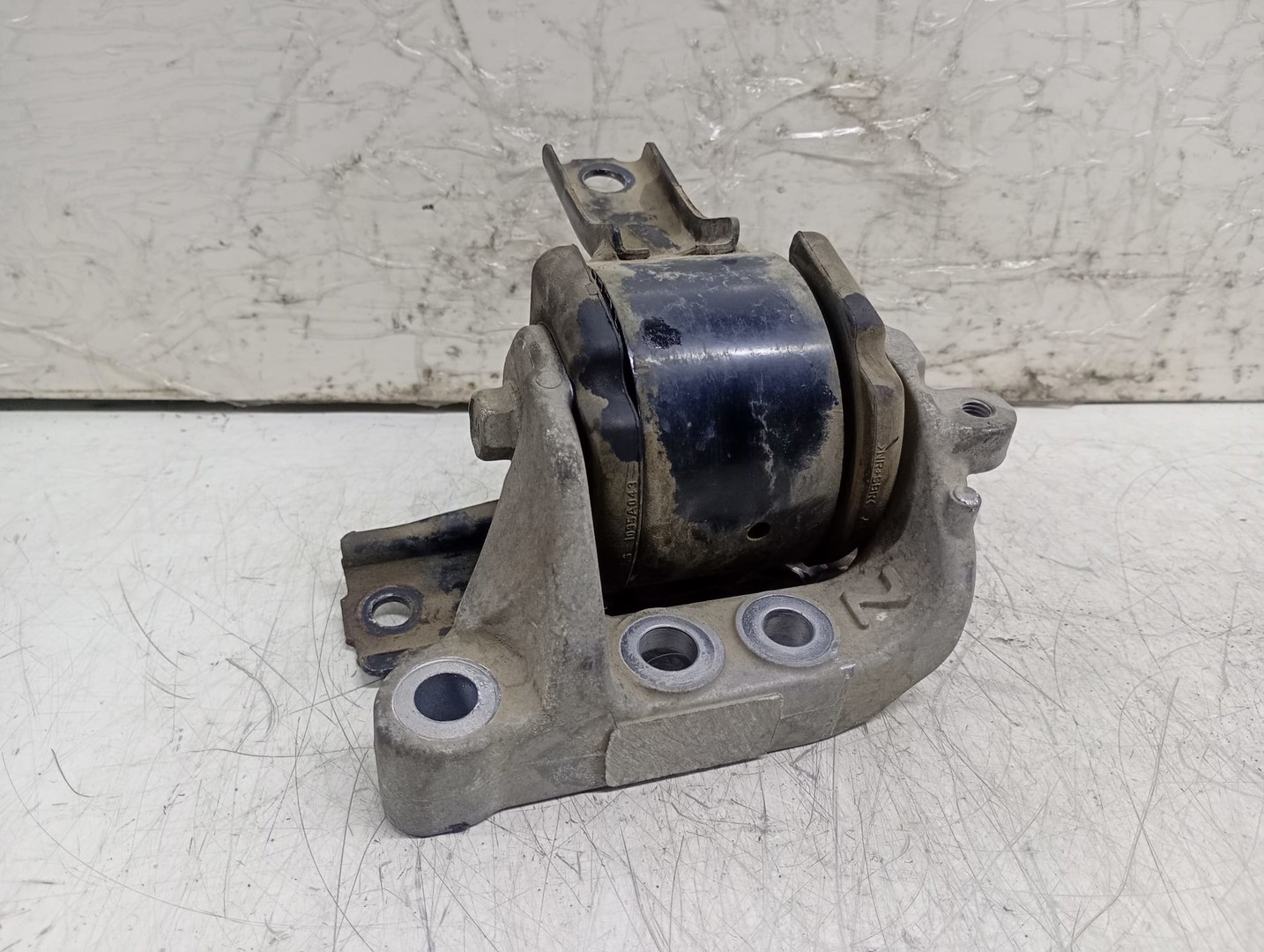 Suport motor 1095A043 Mitsubishi ASX 1 (2010 - 2012)