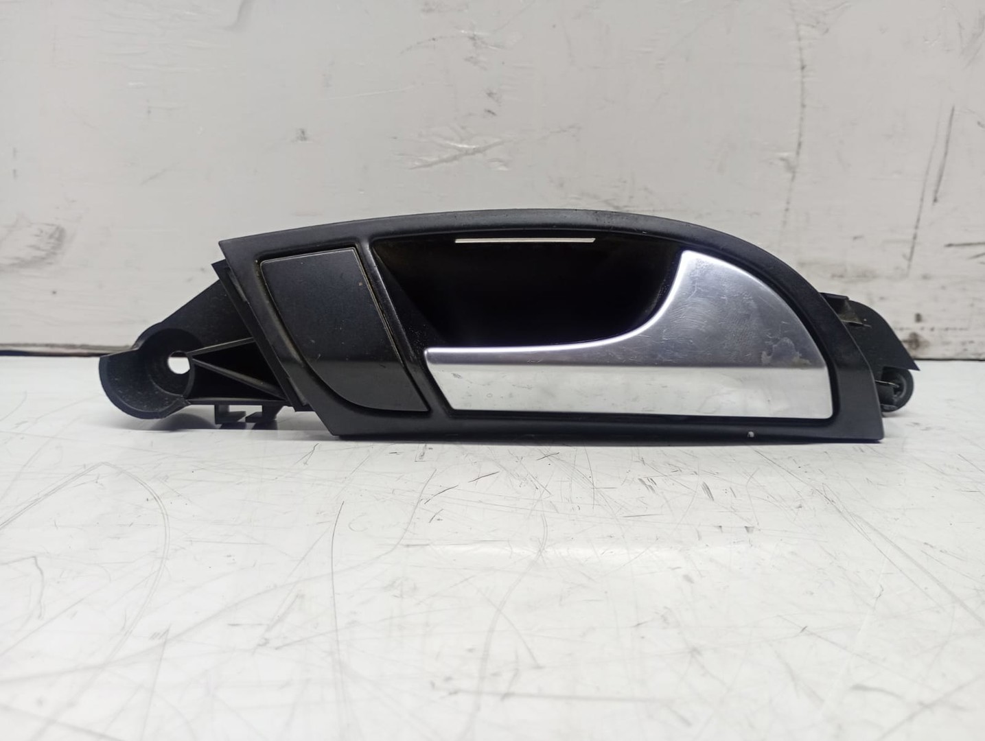 Maner interior dreapta fata 4L0837020 Audi Q7 4L (2005 - 2009)