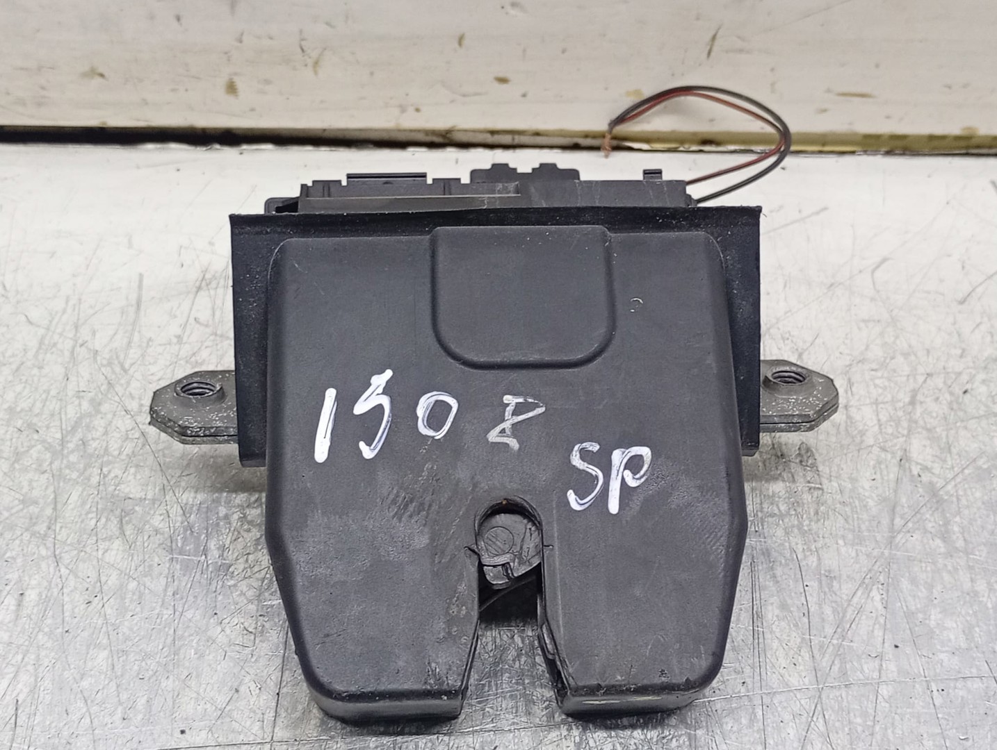 Broasca haion 8M51-R442A66-AC Ford Focus 2 (facelift) (2008 - 2011)