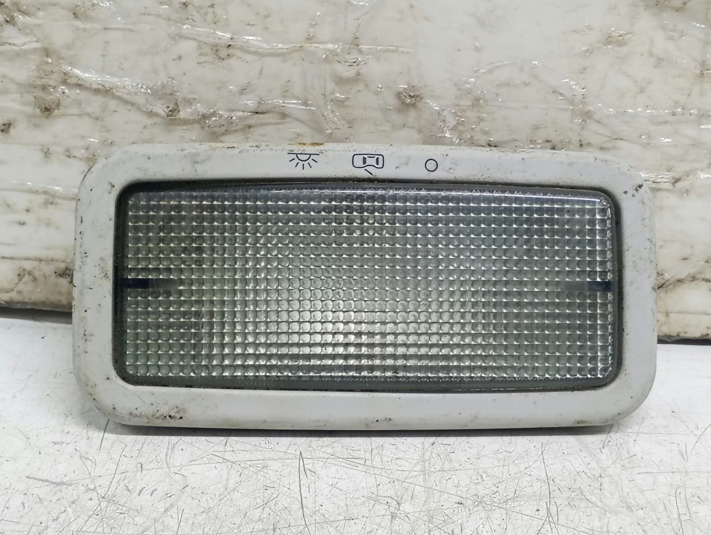 Plafoniera 6N0947105F Volkswagen Polo 4 (9N) (2001 - 2005)