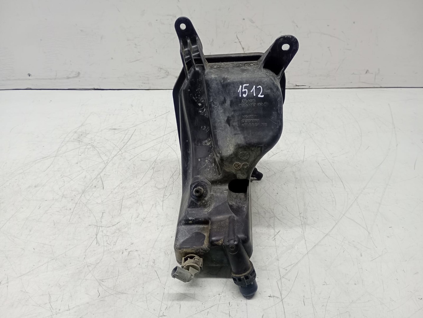 Vas expansiune 17137567462 BMW Seria 1 E81/E82/E87/E88 (facelift) (2007 - 2012)