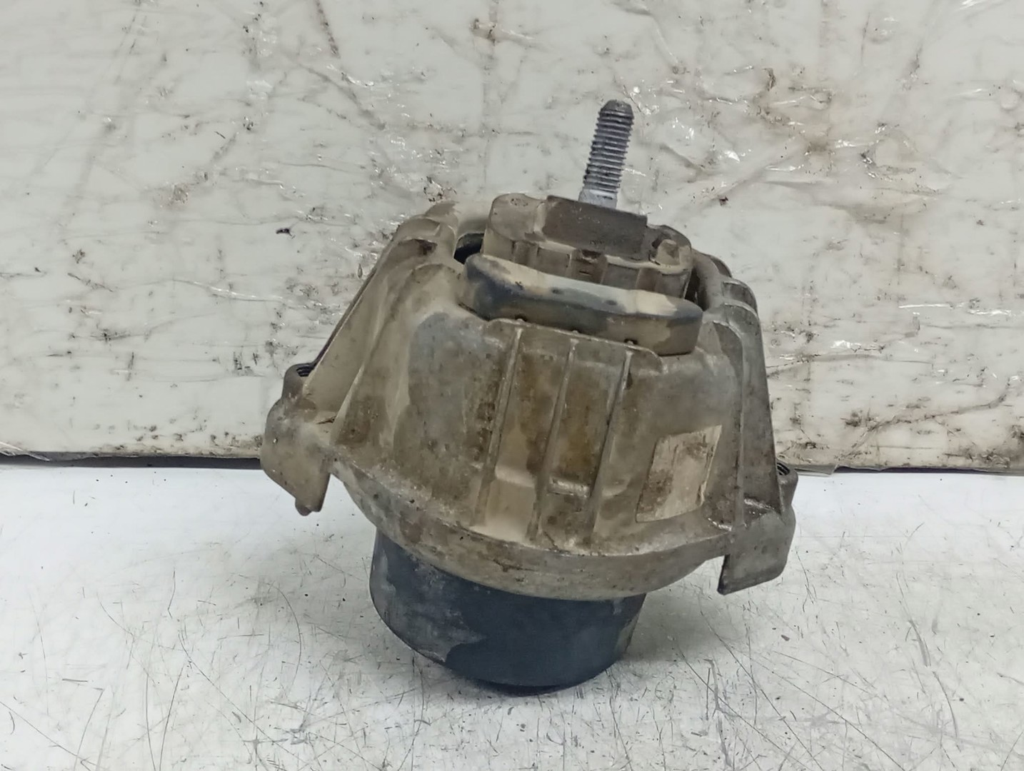 Suport motor 13981112 BMW Seria 1 E81/E82/E87/E88 (facelift) (2007 - 2012)