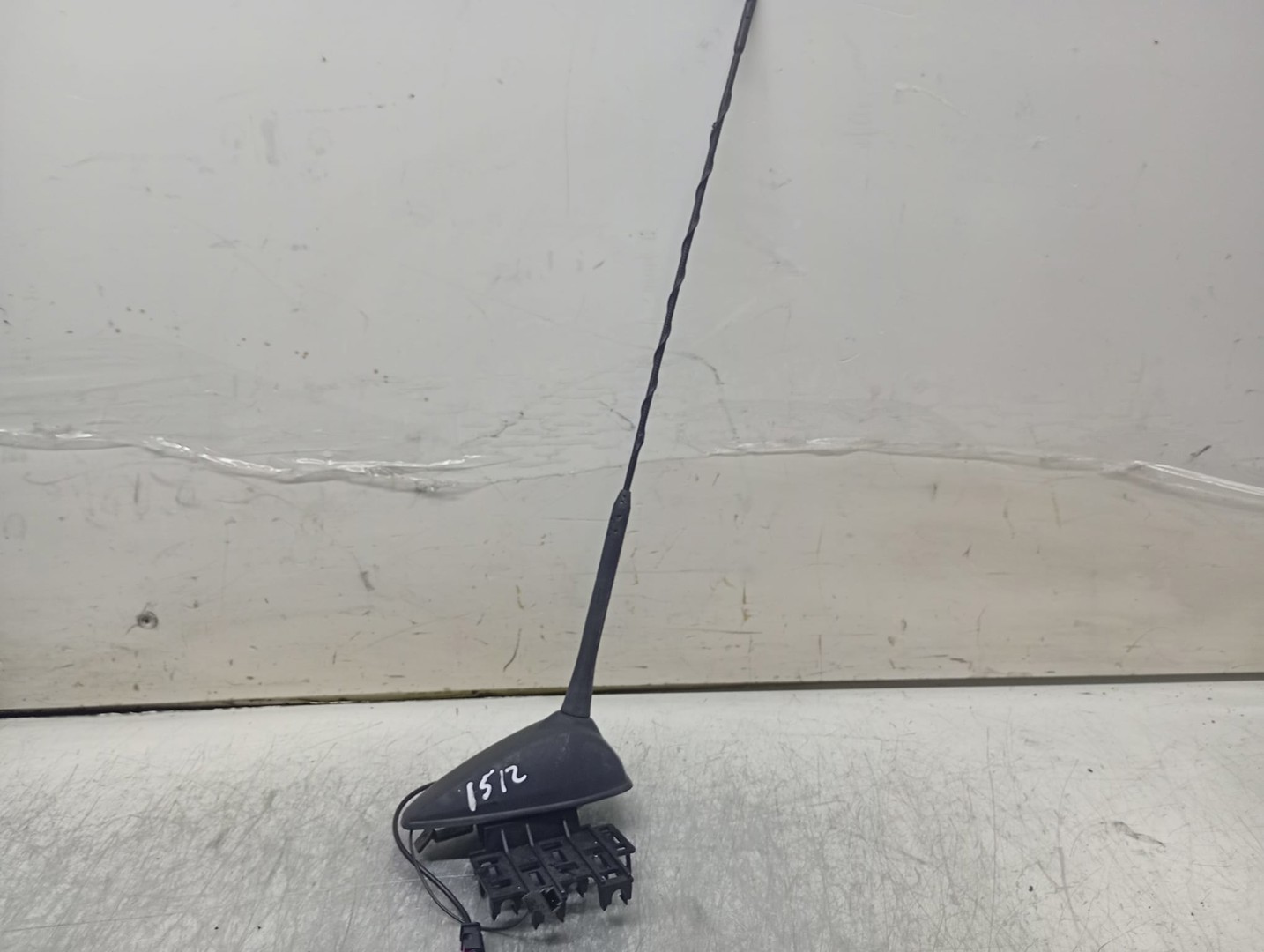 Antena radio BMW Seria 1 E81/E82/E87/E88 (facelift) (2007 - 2012)