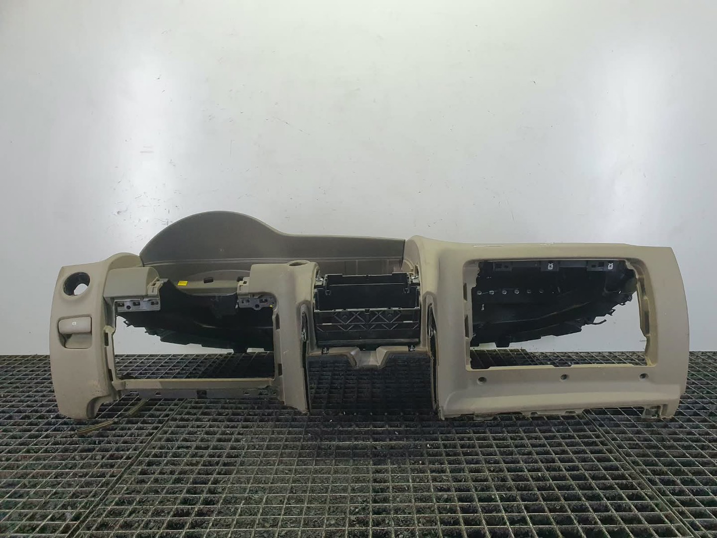 Plansa bord 4L1858041 Audi Q7 4L (2005 - 2009)