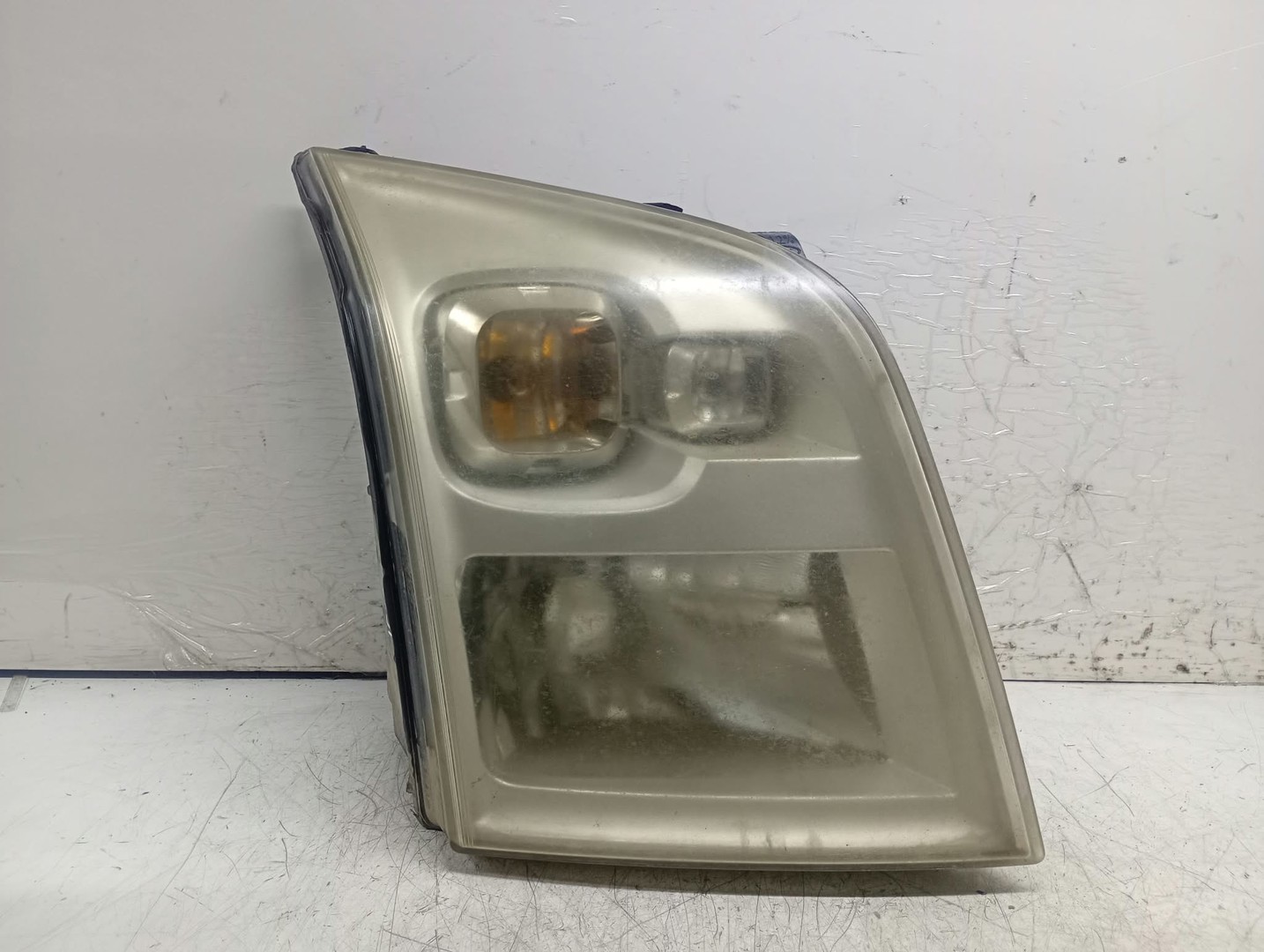 Far stanga 6C11-13W029 Ford Transit 3 (Facelift) (2006 - 2014)