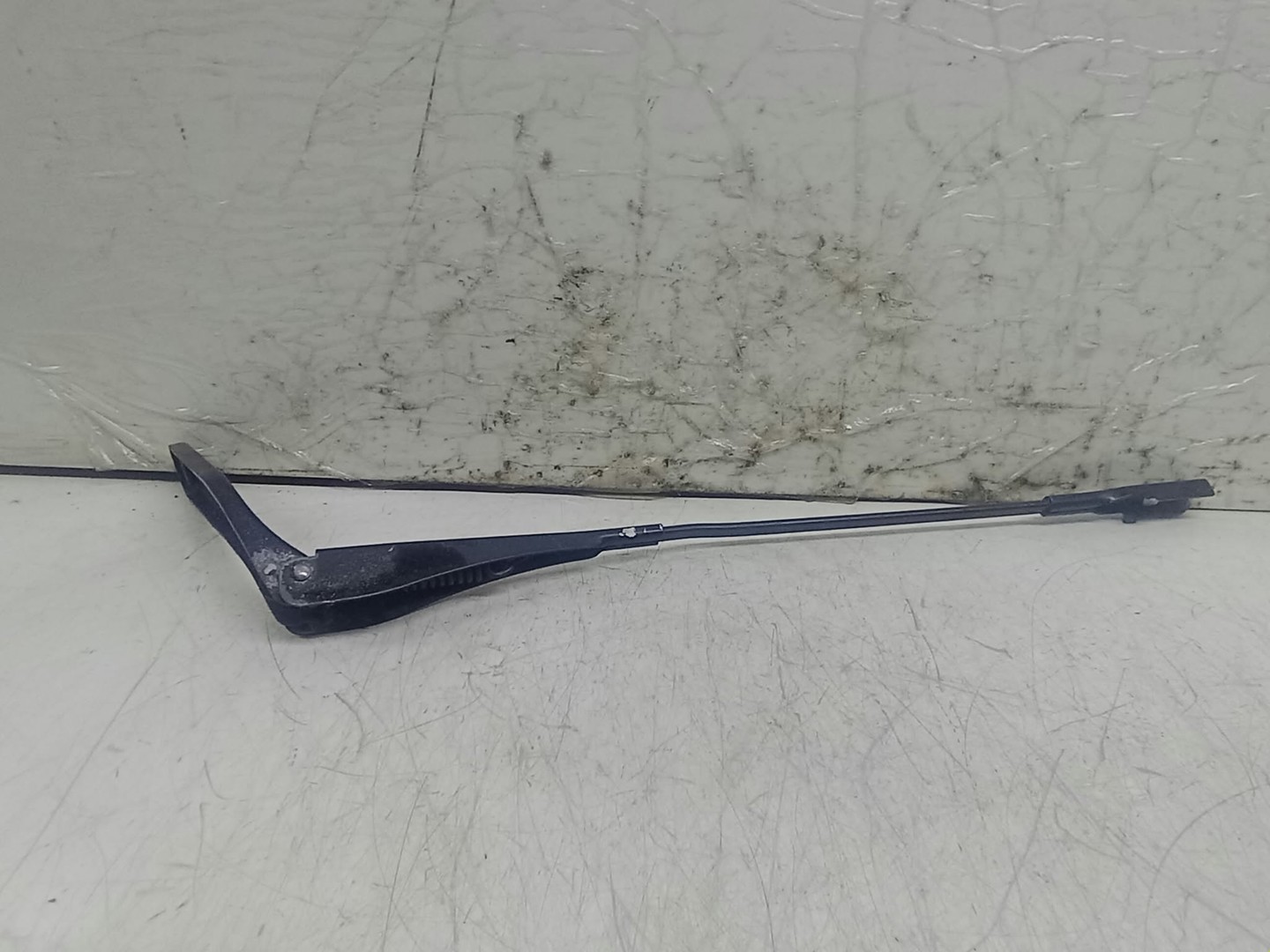 Brat stergator parbriz stanga 6161-7169972 BMW Seria 1 E81/E82/E87/E88 (facelift) (2007 - 2012)