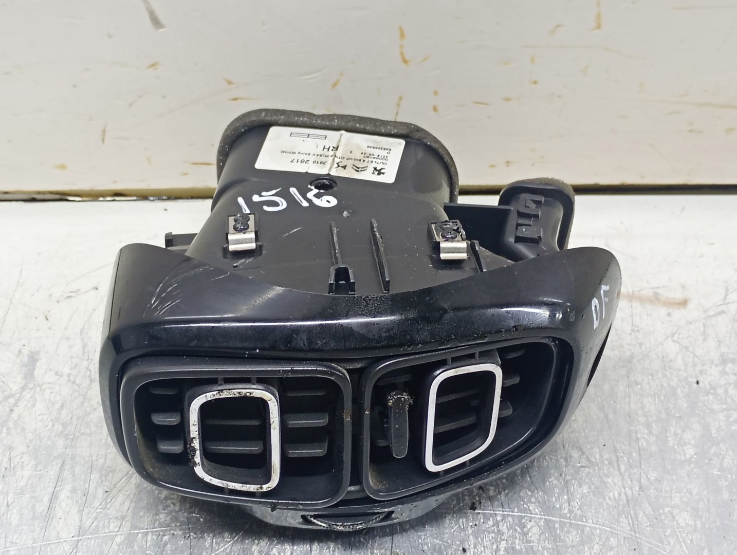 Grila ventilatie bord 545326626 Citroen C3 AirCross 1 (2017 - 2020)