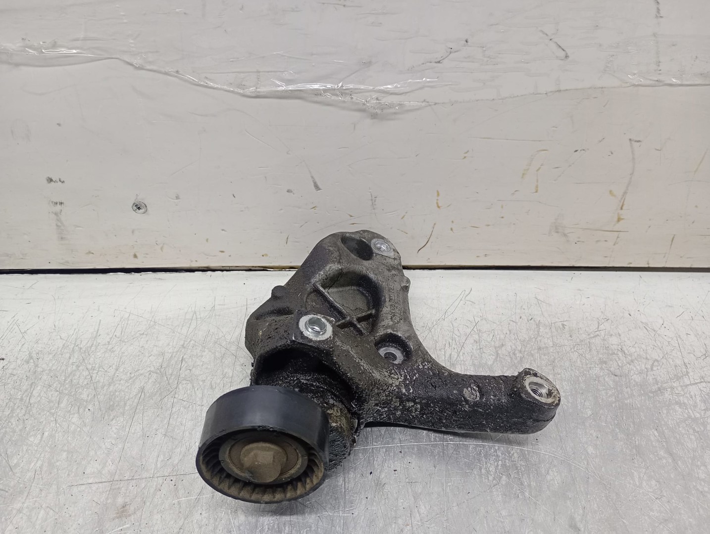 Rola intinzatoare 1k0260885B Volkswagen Passat B6 (2005 - 2010)