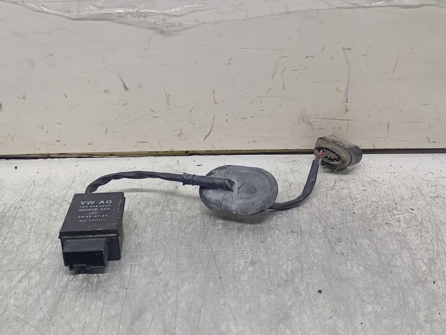 Modul pompa combustibil 1k0906093F Volkswagen Passat B6 (2005 - 2010)
