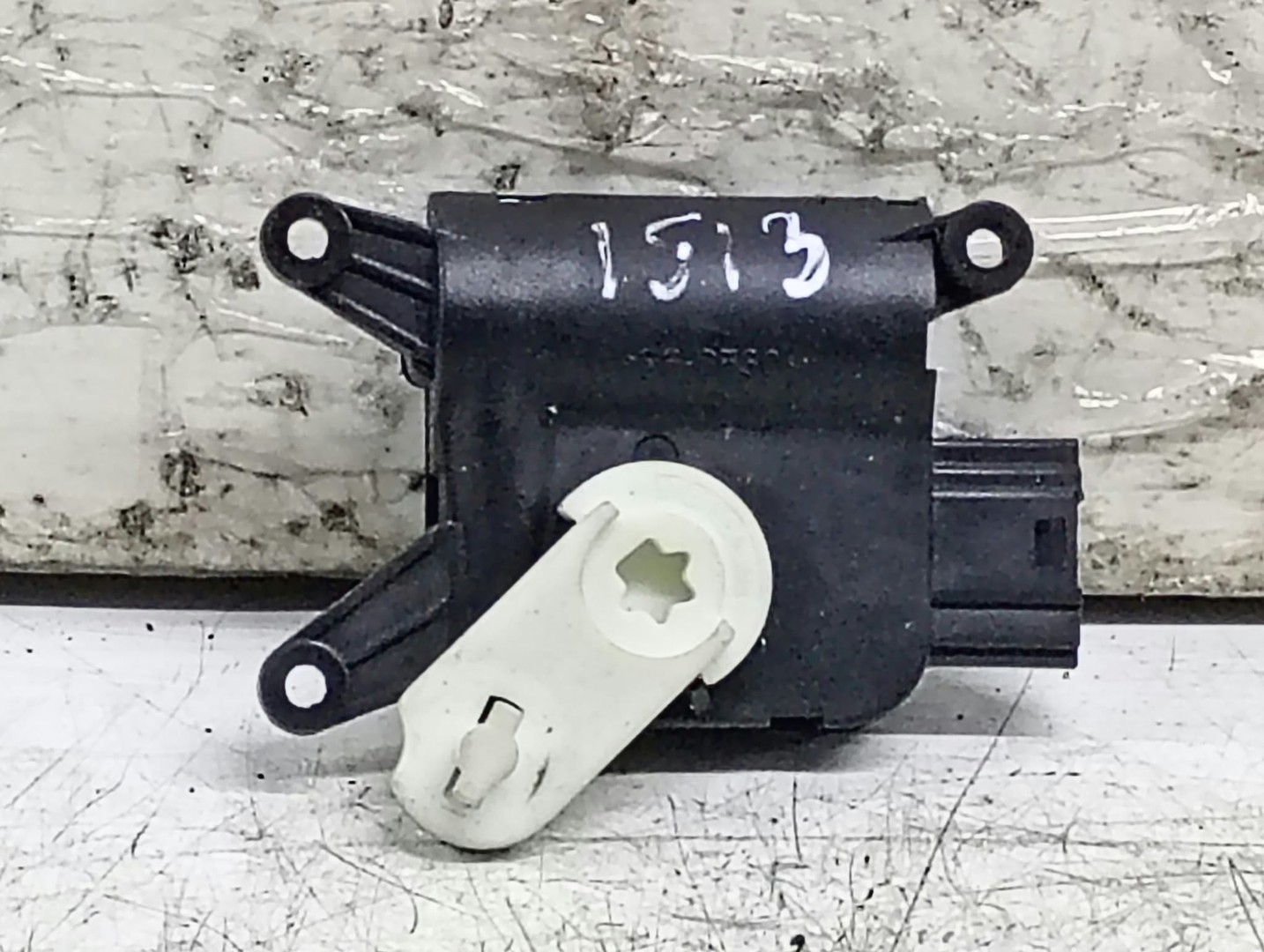 Motoras clapeta mixaj aer V10-77-1027 Volkswagen Passat B6 (2005 - 2010)
