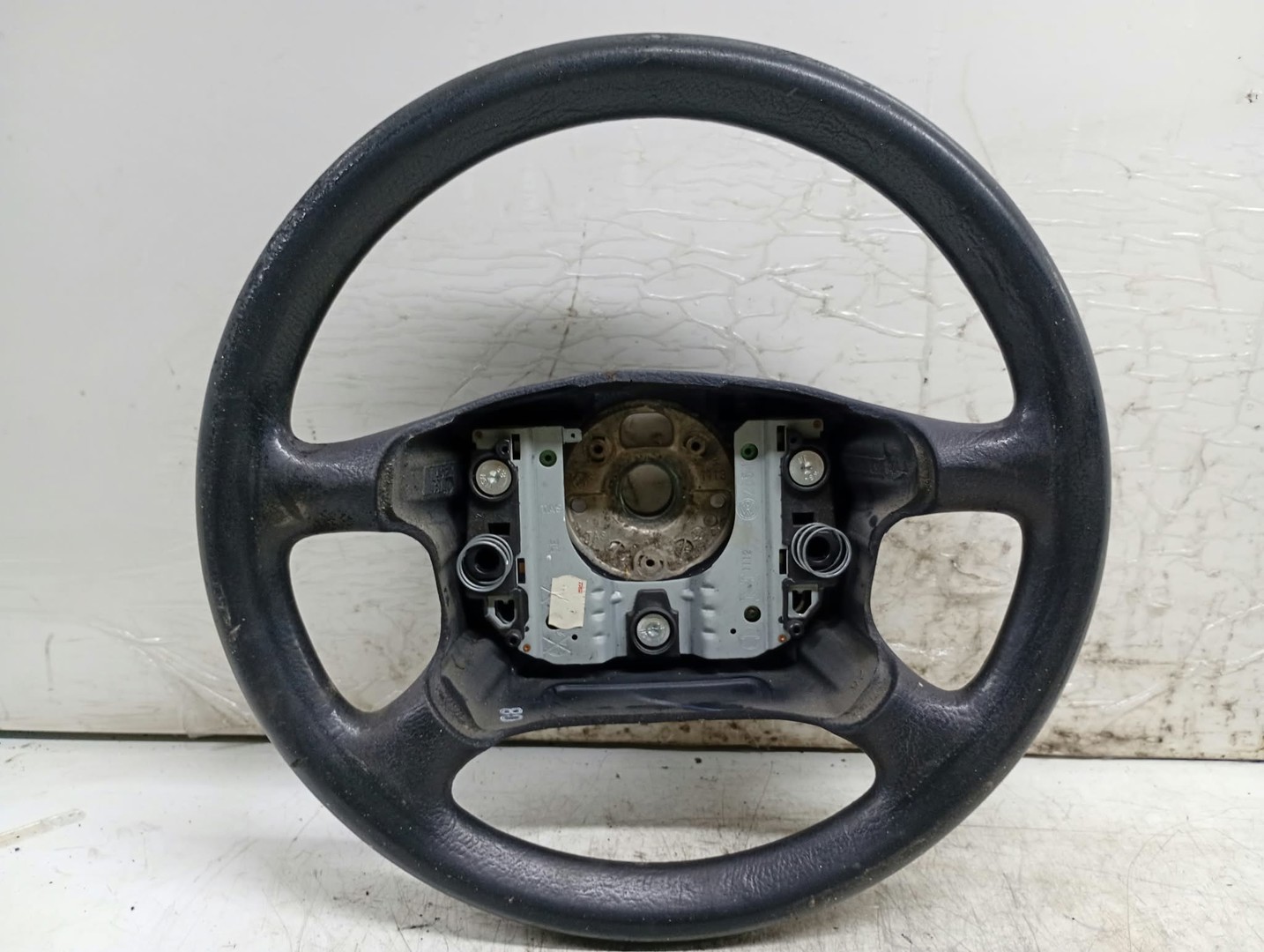 Volan in 4 spite 1J0419091 Volkswagen Golf 4 (1997 - 2006)