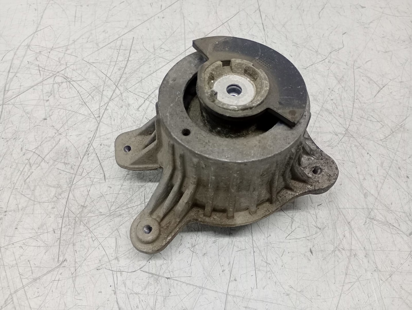 Suport motor stanga a2132403400 Mercedes Benz E-Class W213 (2016 - 2020)