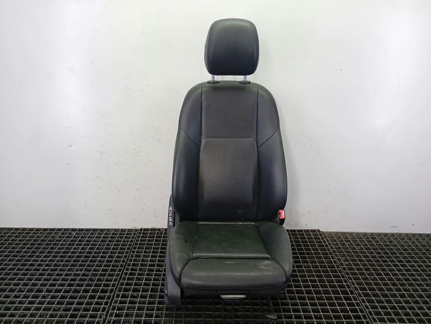 Scaun stanga fata Mercedes Benz E-Class W213 (2016 - 2020)