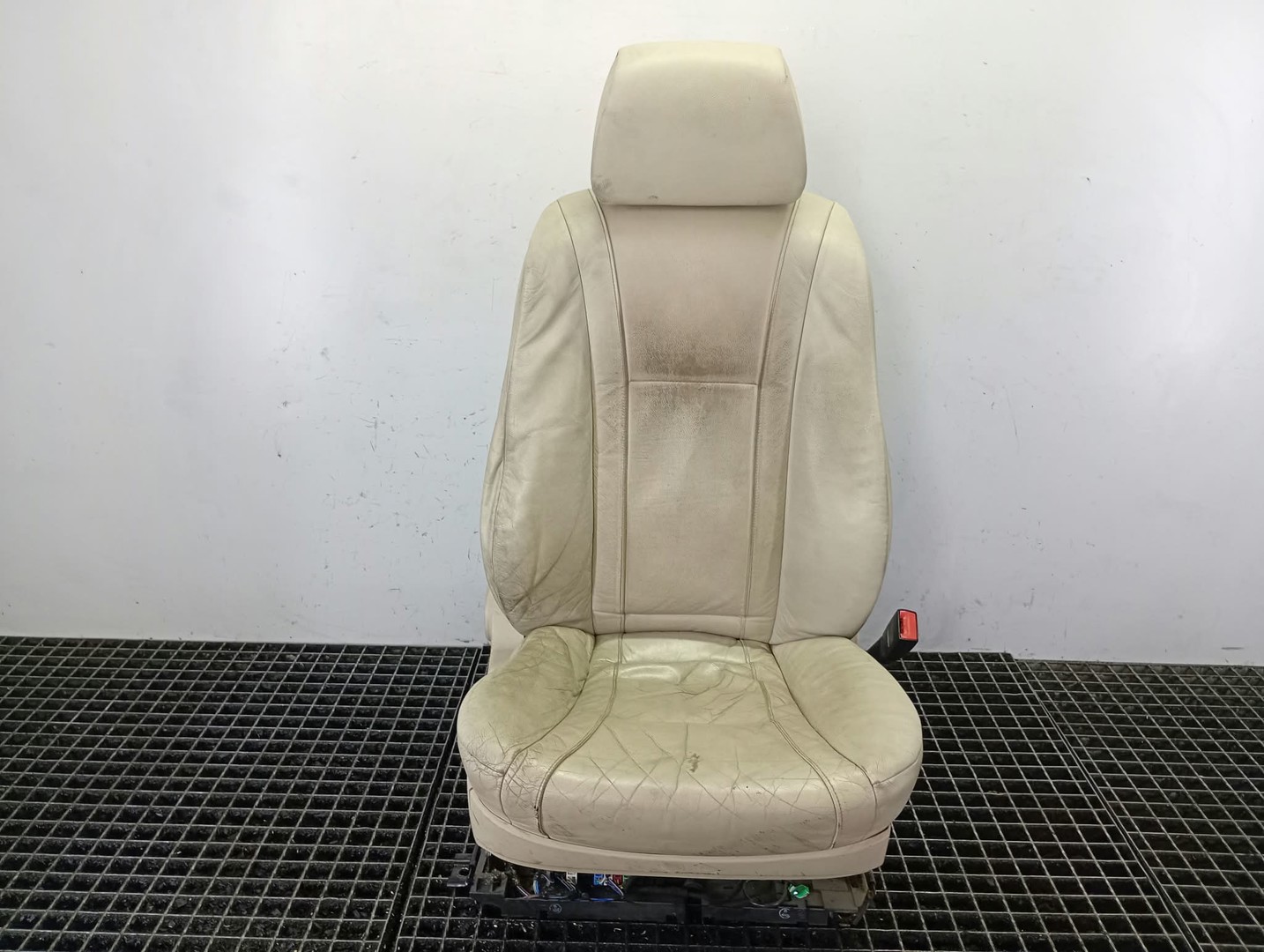 Scaun dreapta fata BMW Seria 7 E65/E66 (facelift) (2005 - 2008)