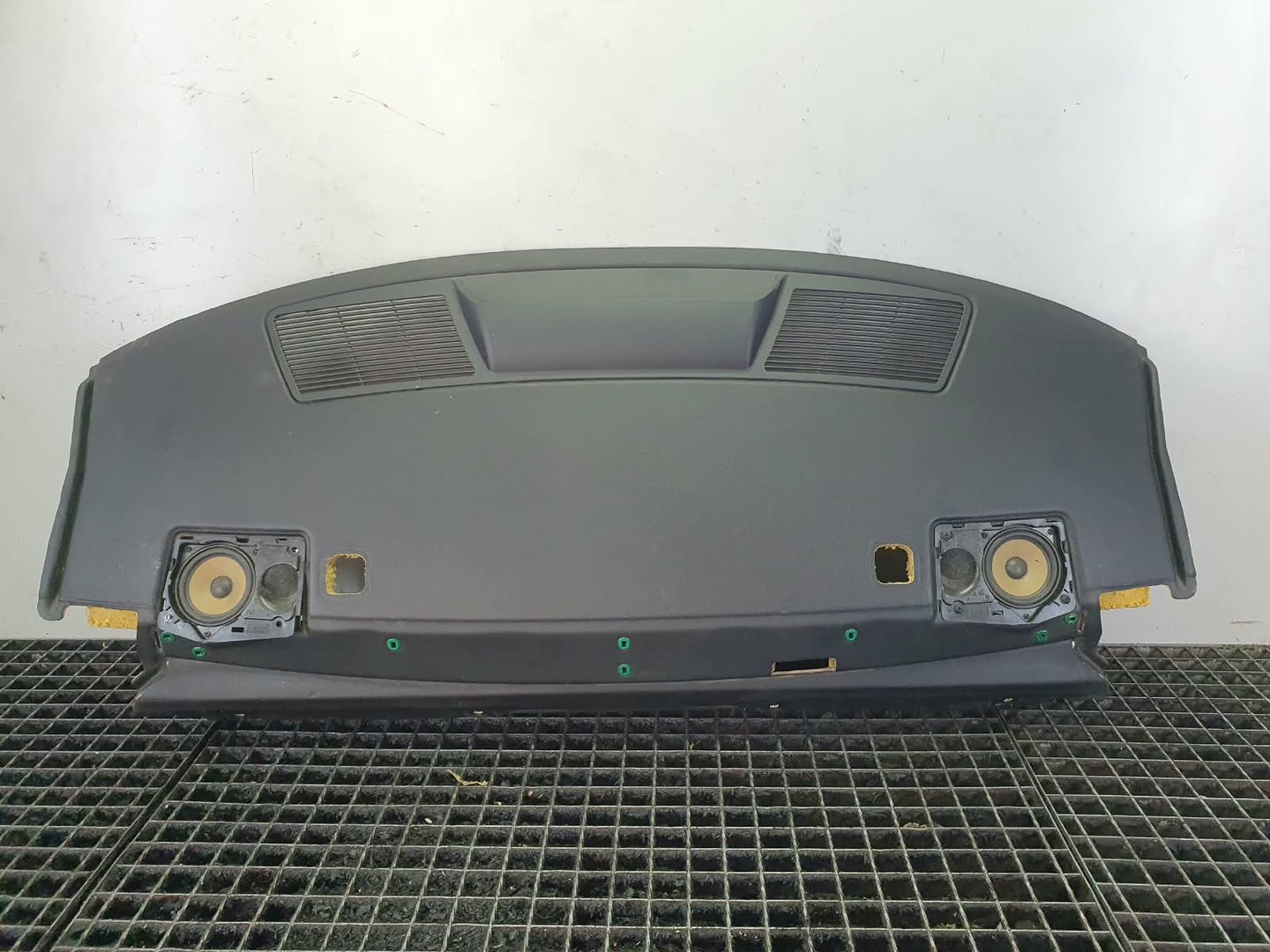 Polita portbagaj 51467018233 7018233 BMW Seria 7 E65/E66 (facelift) (2005 - 2008)