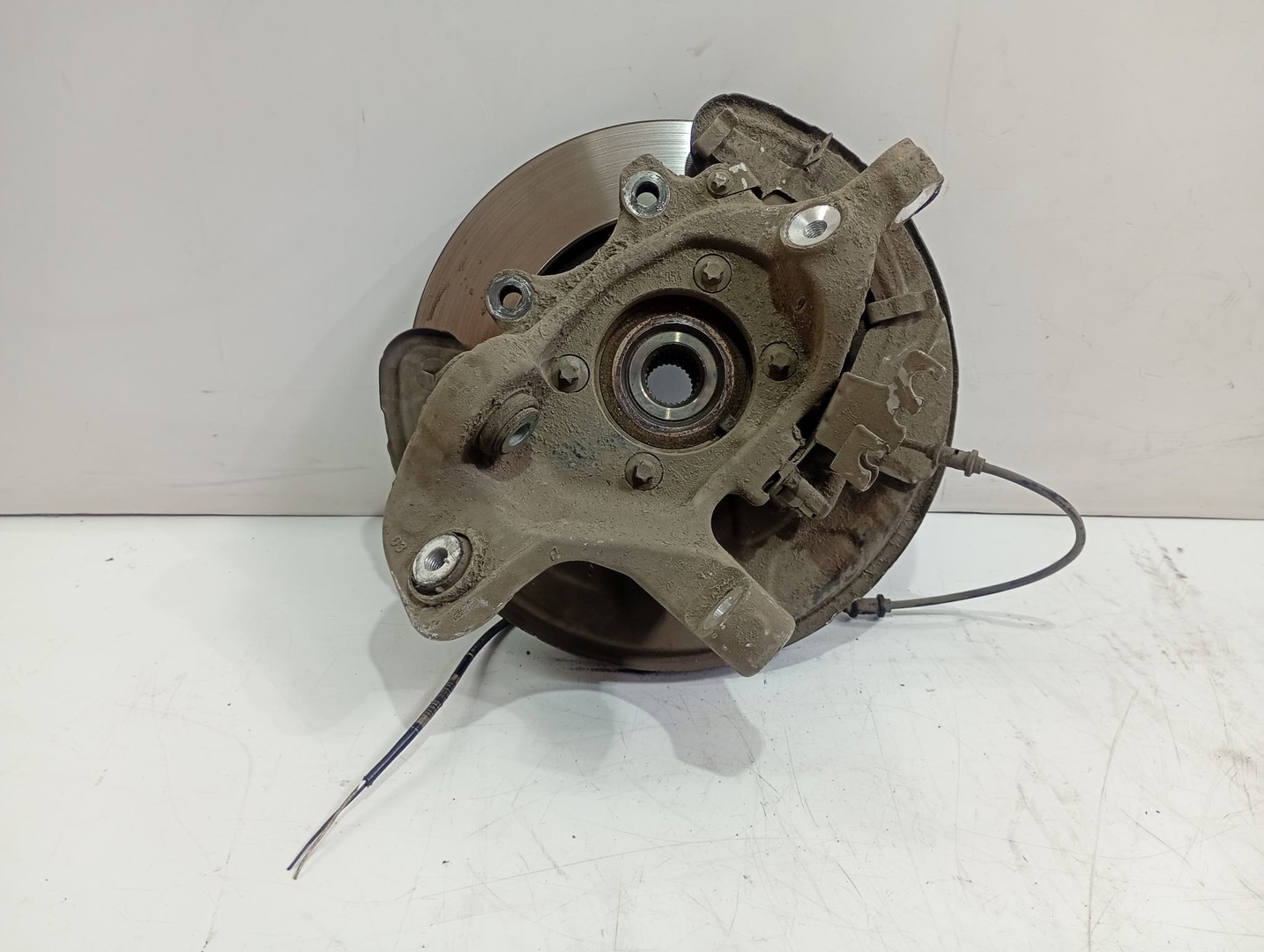 Fuzeta stanga spate Mercedes Benz E-Class W213 (2016 - 2020)