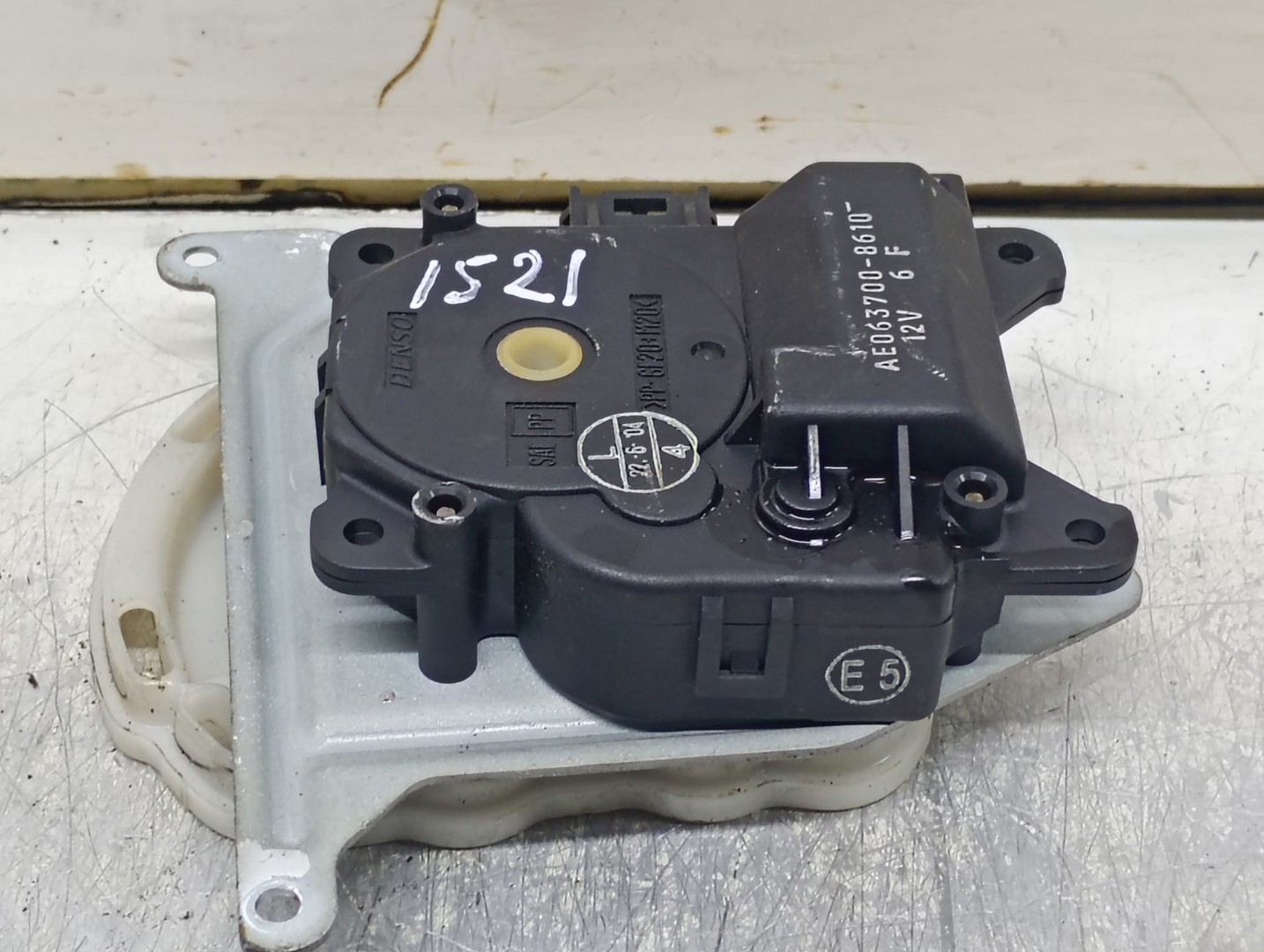 Motoras clapeta mixaj aer AE063700-8610 Toyota Avensis 2 T25 (2002 - 2006)