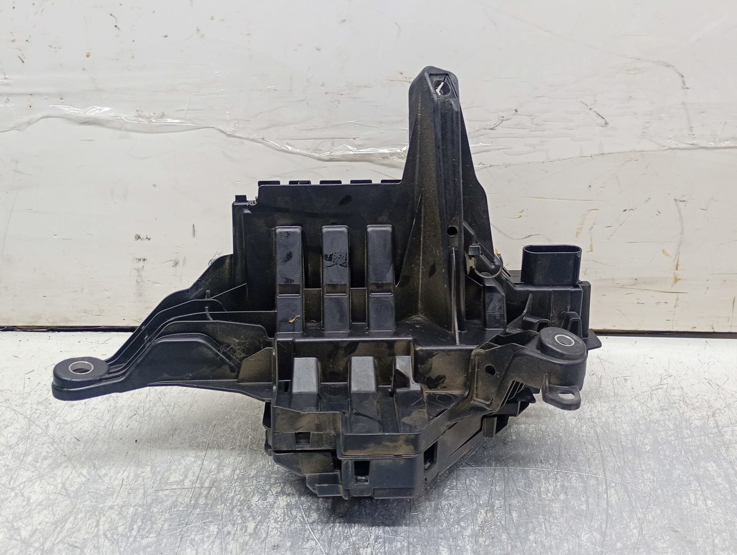 Borna baterie A2135462900 Mercedes Benz E-Class W213 (2016 - 2020)