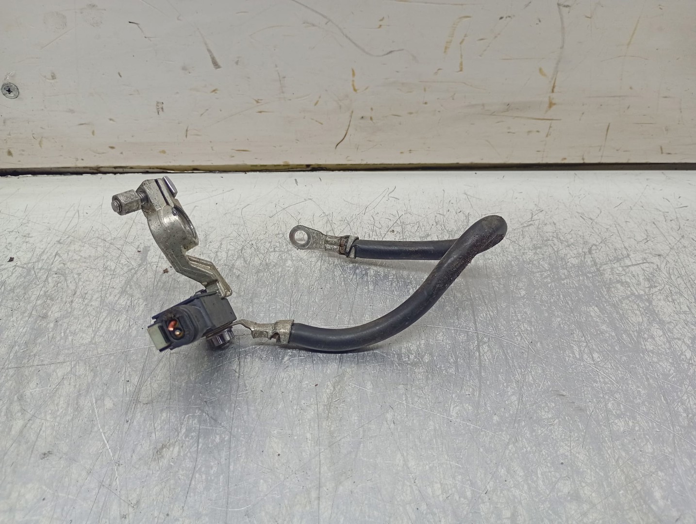 Borna baterie A0009056407 Mercedes Benz E-Class W213 (2016 - 2020)
