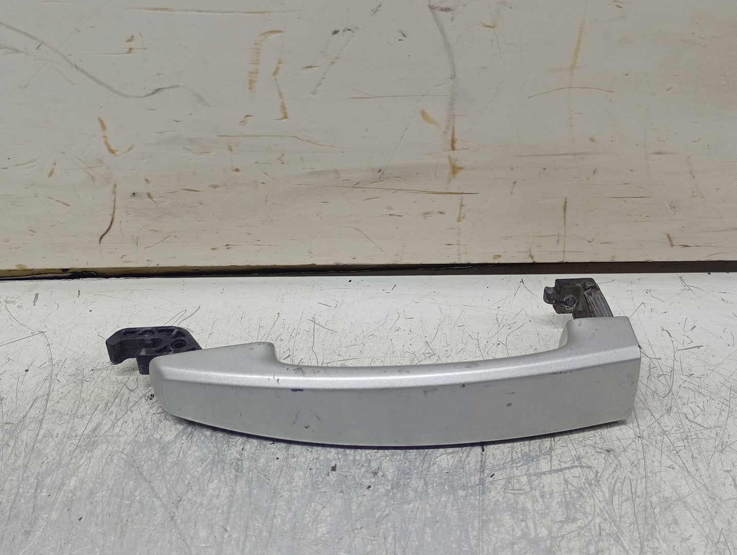 Maner exterior 13255474 Opel Corsa D (2006 - 2011)