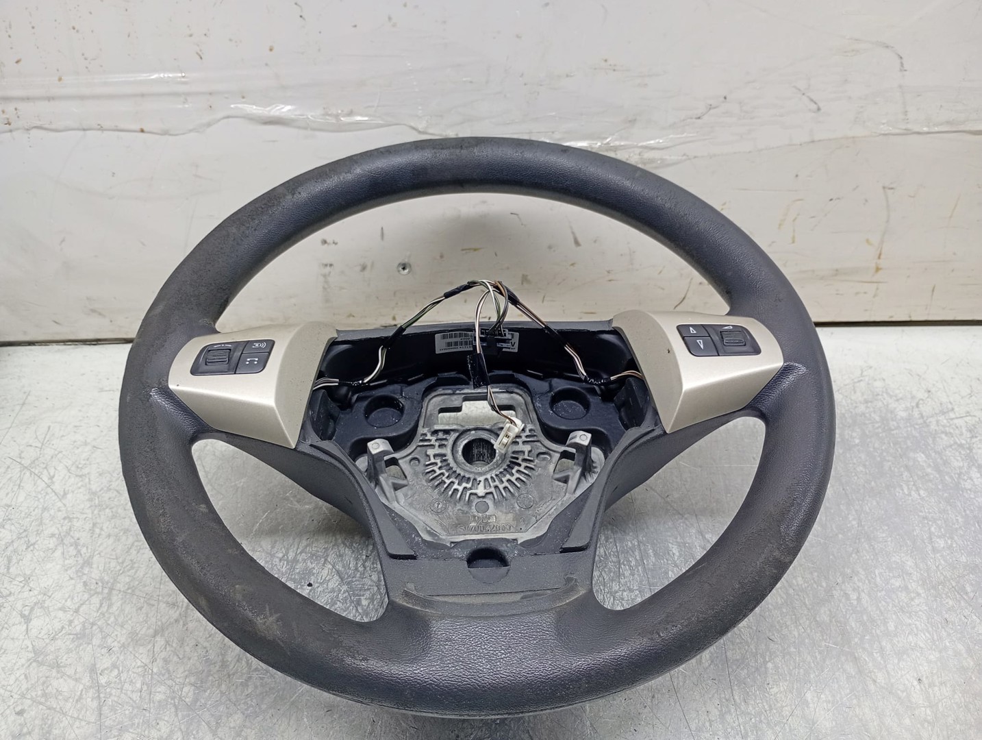 Volan in 3 spite cu comenzi SV70042000 Opel Corsa D (2006 - 2011)