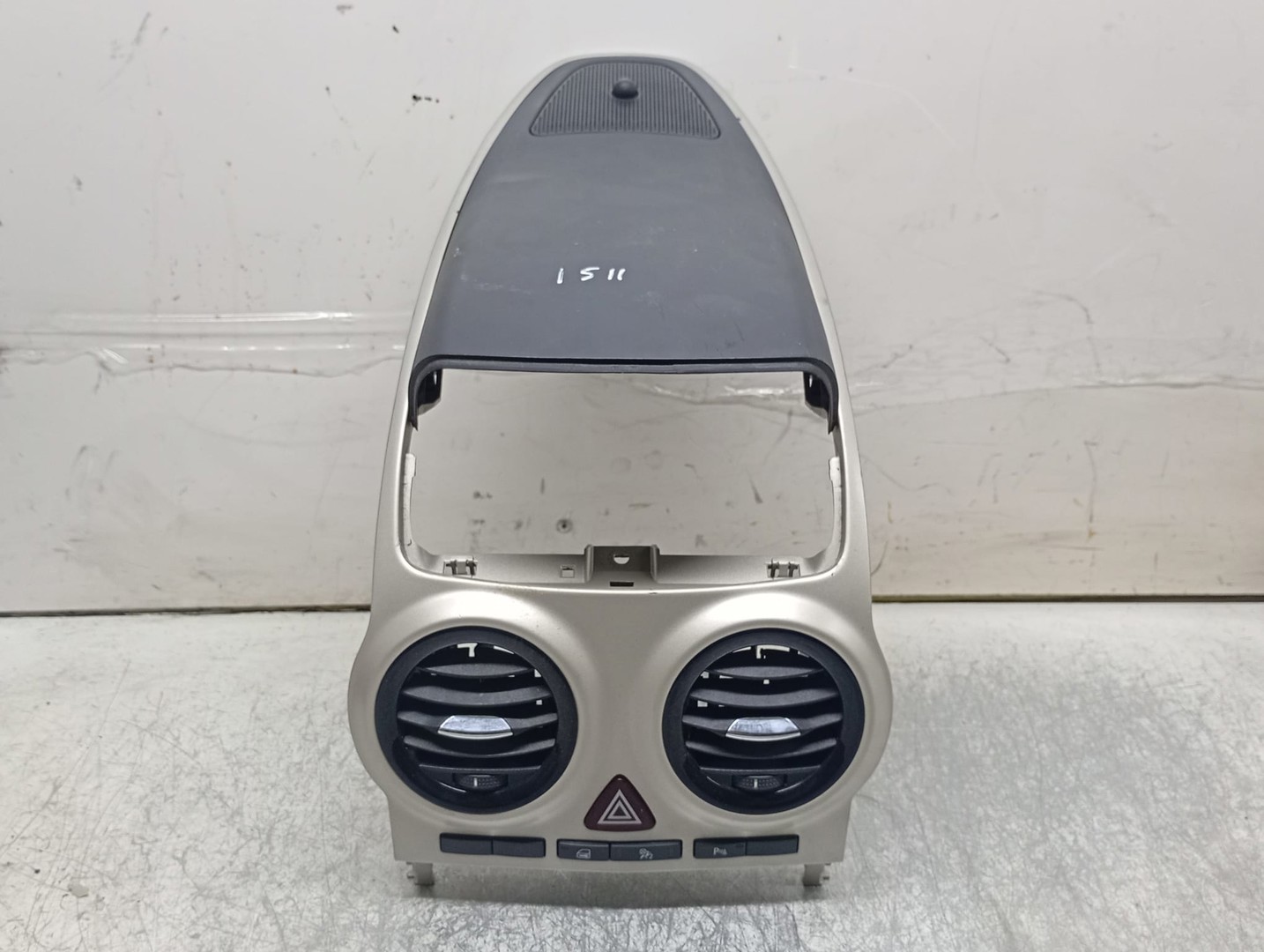 Grila ventilatie 13205165 Opel Corsa D (2006 - 2011)