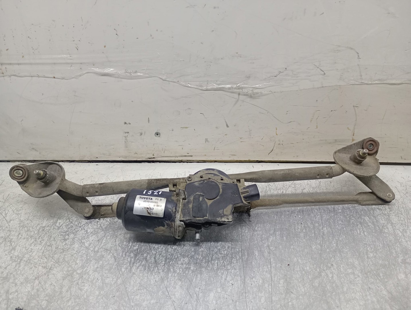 Ansamblu stergatoare parbriz 85110-05060 Toyota Avensis 2 T25 (2002 - 2006)