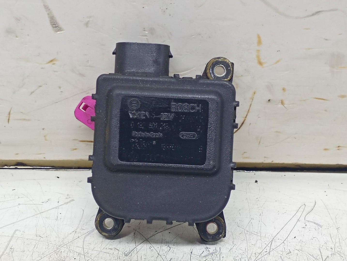 Motoras clapeta mixaj aer 1j1907511c Volkswagen Golf 4 (1997 - 2006)