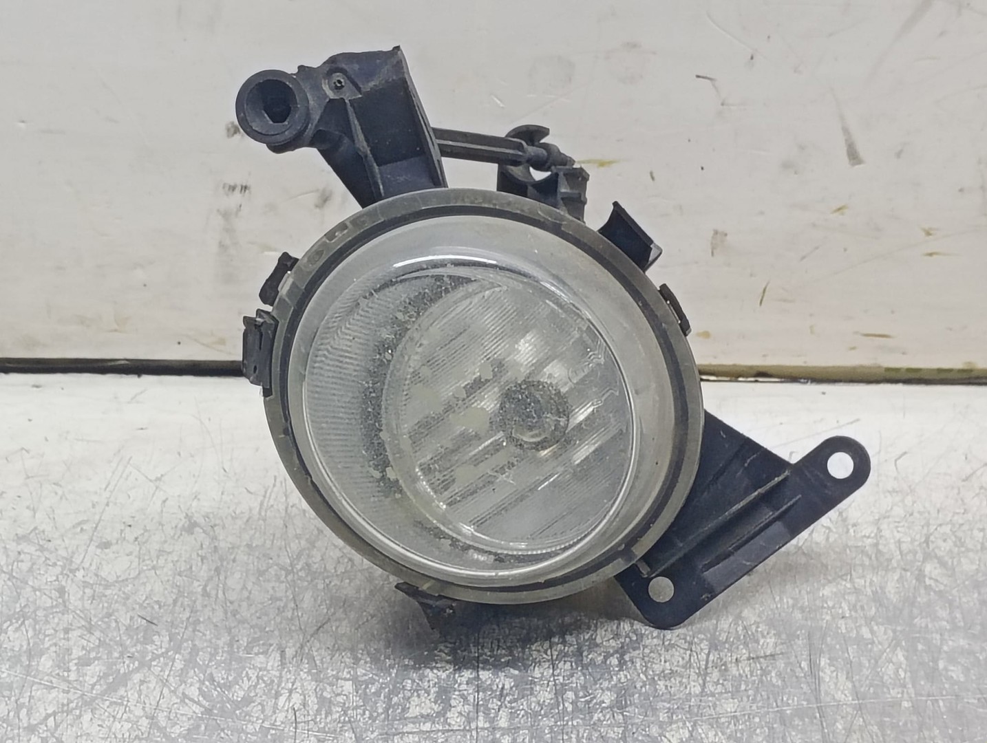 Proiector ceata stanga 13262573 Opel Corsa D (2006 - 2011)