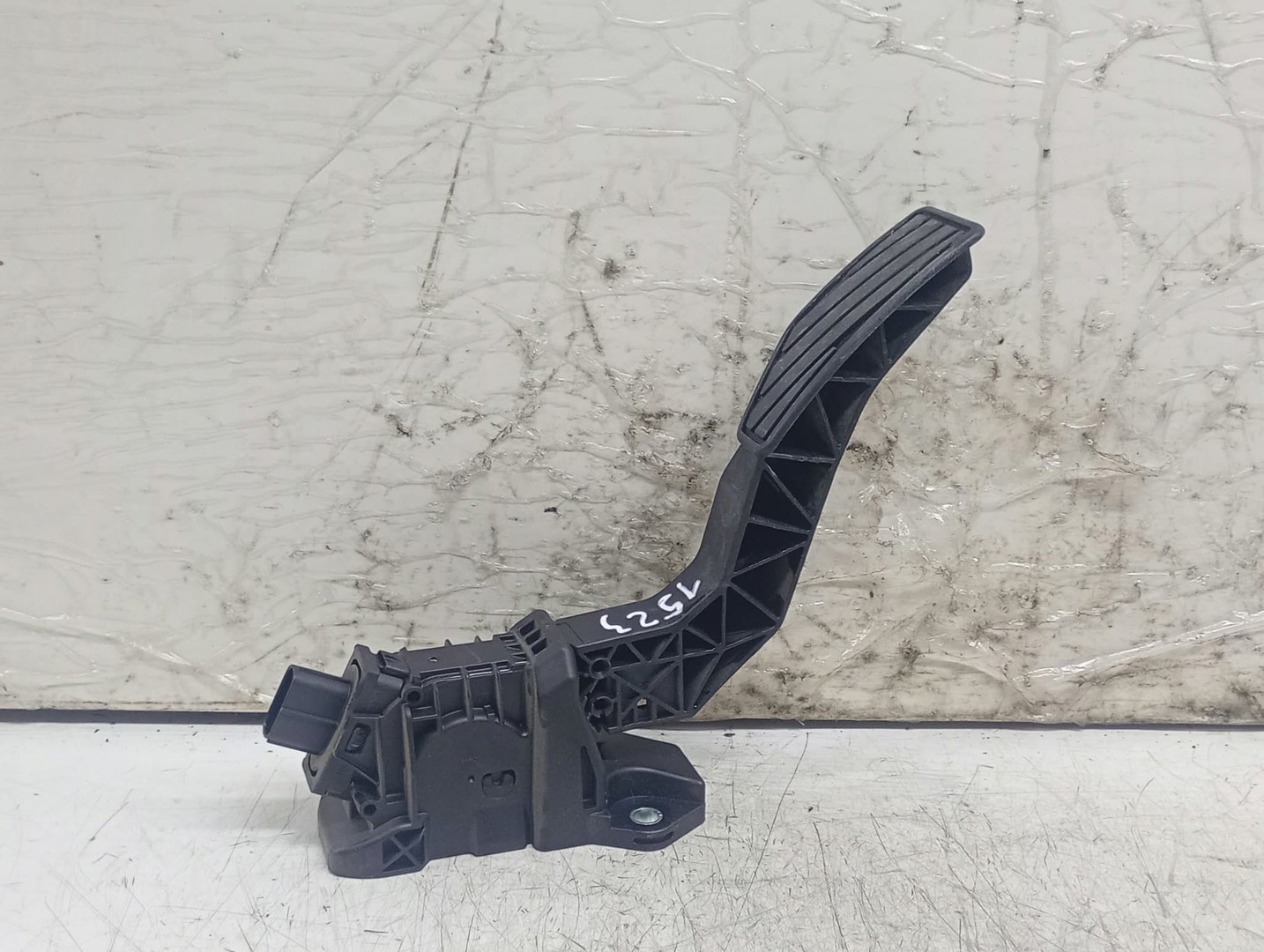Pedala acceleratie 49400-69T50 Suzuki Swift 6 generation (2023 - prezent)