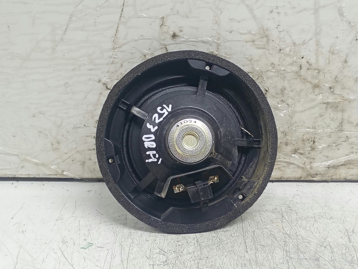 Boxa difuzor dreapta fata 39102-56t00 Suzuki Swift 6 generation (2023 - prezent)