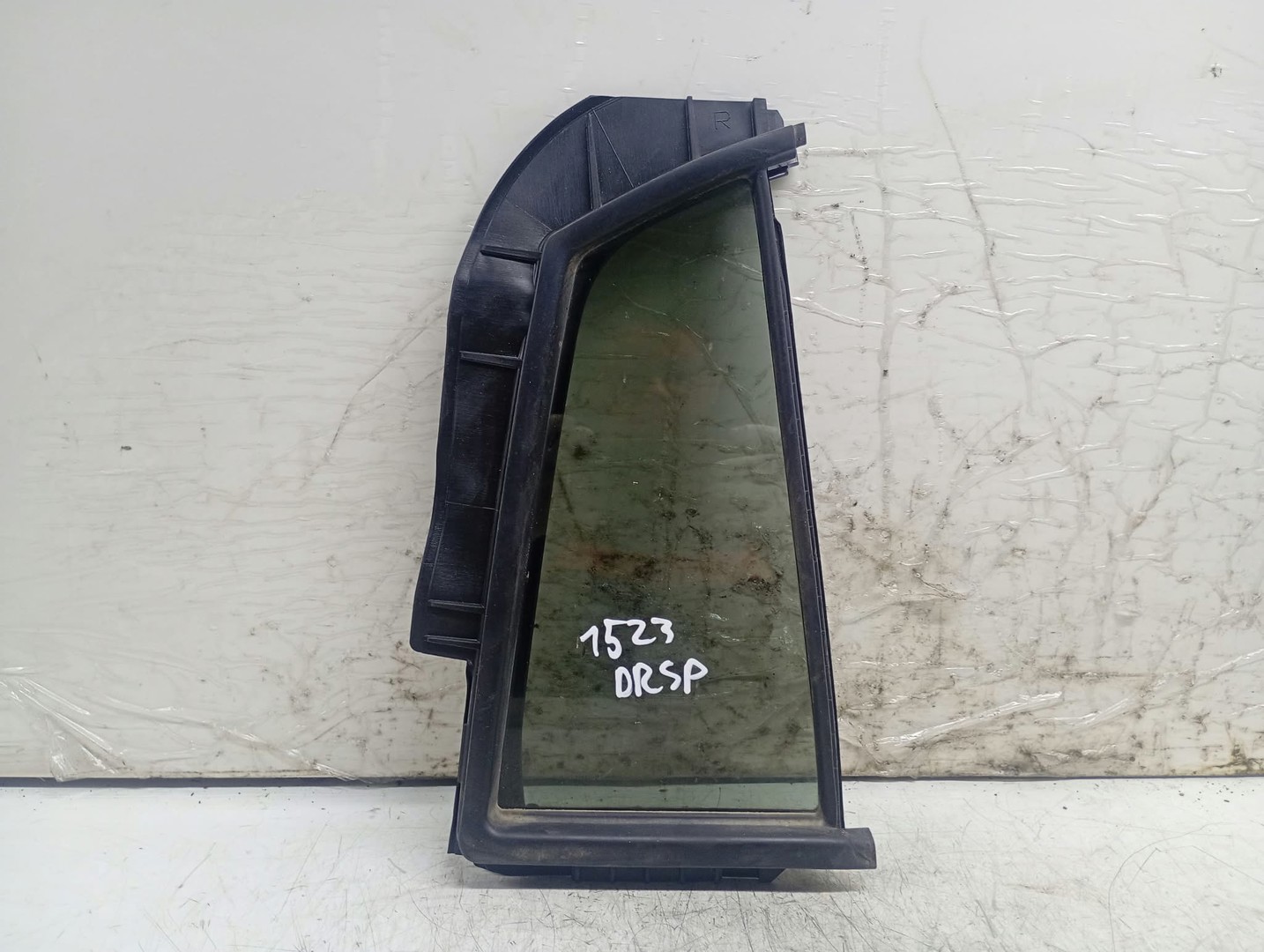 Geam fix dreapta spate Suzuki Swift 6 generation (2023 - prezent)