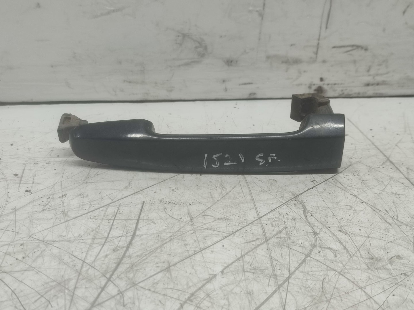 Maner exterior stanga fata Toyota Avensis 2 T25 (2002 - 2006)