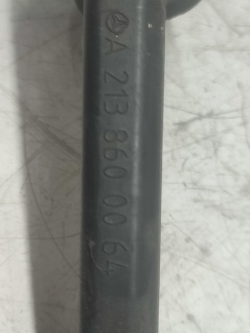 Gat rezervor lichid parbriz A2138690066 Mercedes Benz E-Class W213 (2016 - 2020)