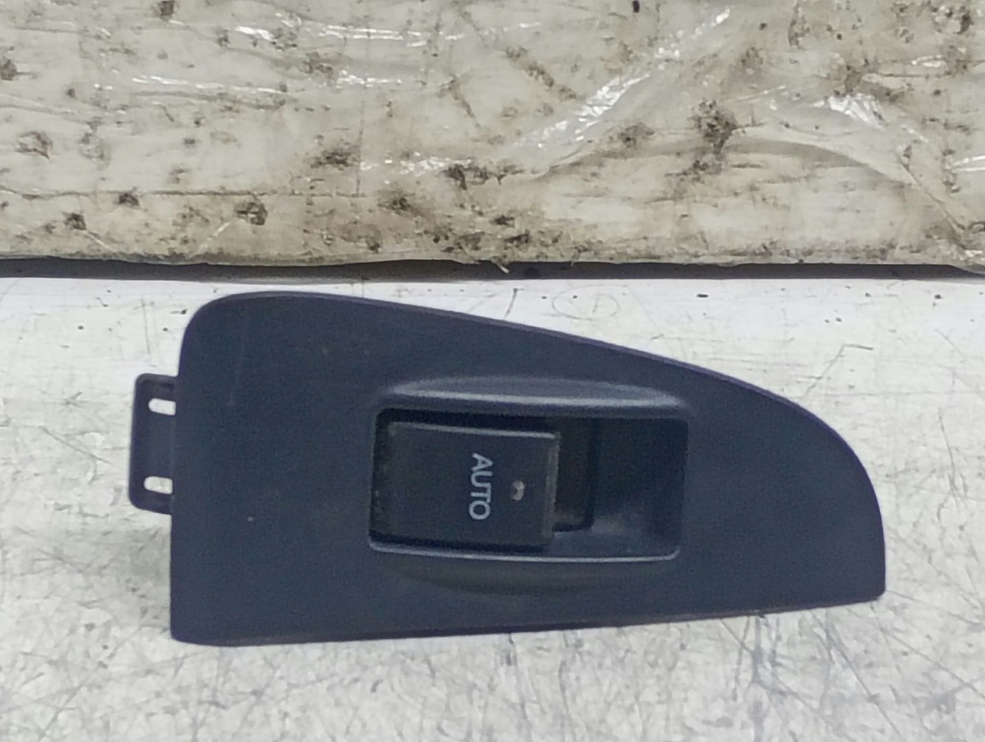 Buton geam 74271-05020 Toyota Avensis 2 T25 (2002 - 2006)