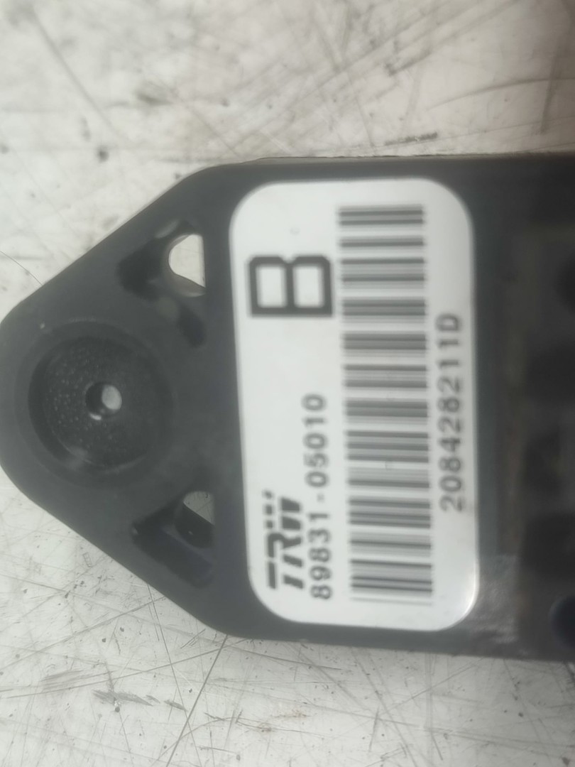 Senzor impact 89831-05010 Toyota Avensis 2 T25 (2002 - 2006)