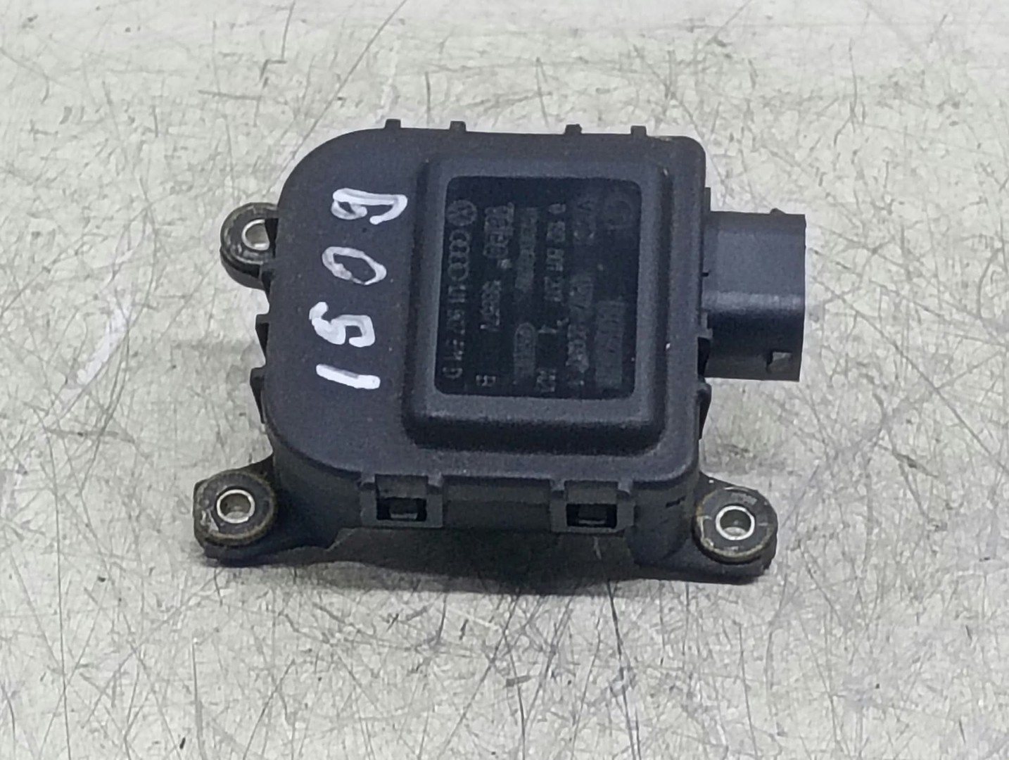 Motoras clapeta mixaj aer 1J1907511 Volkswagen Golf 4 (1997 - 2006)