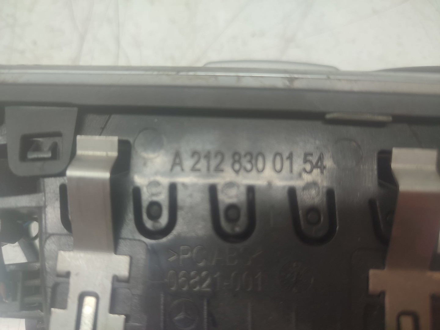 Grila ventilatie A2128300154 Mercedes Benz E-Class W212 (2009 - 2013)