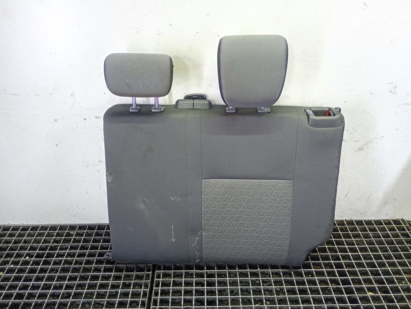Bancheta spate Suzuki Swift 6 generation (2023 - prezent)