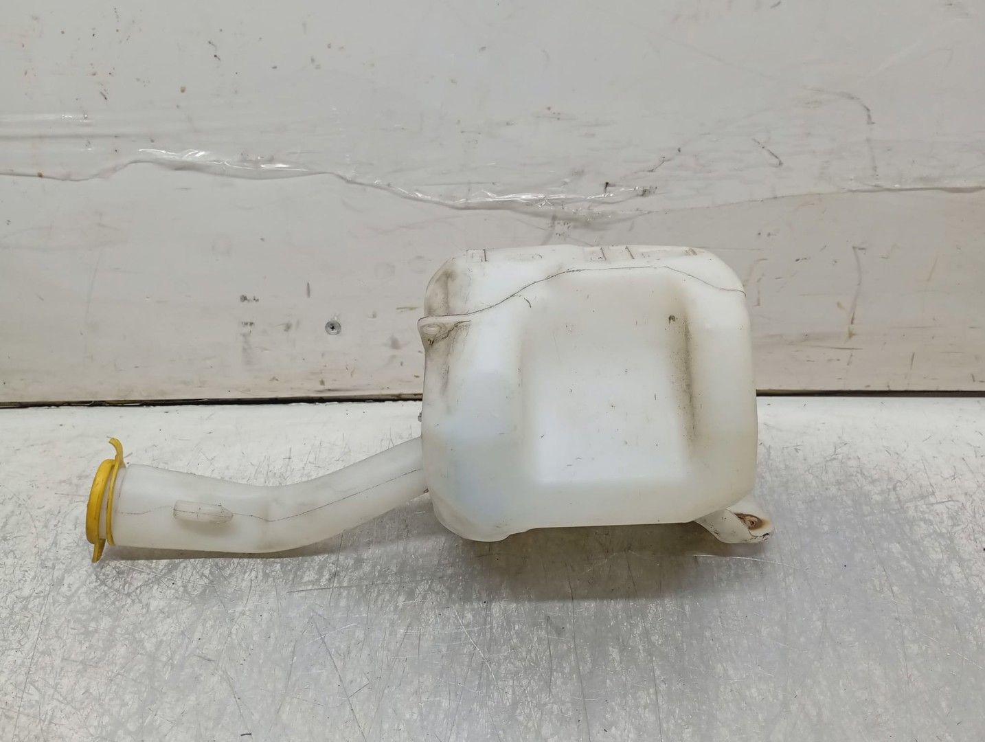 Vas lichid parbriz 55702892 Opel Corsa D (2006 - 2011)